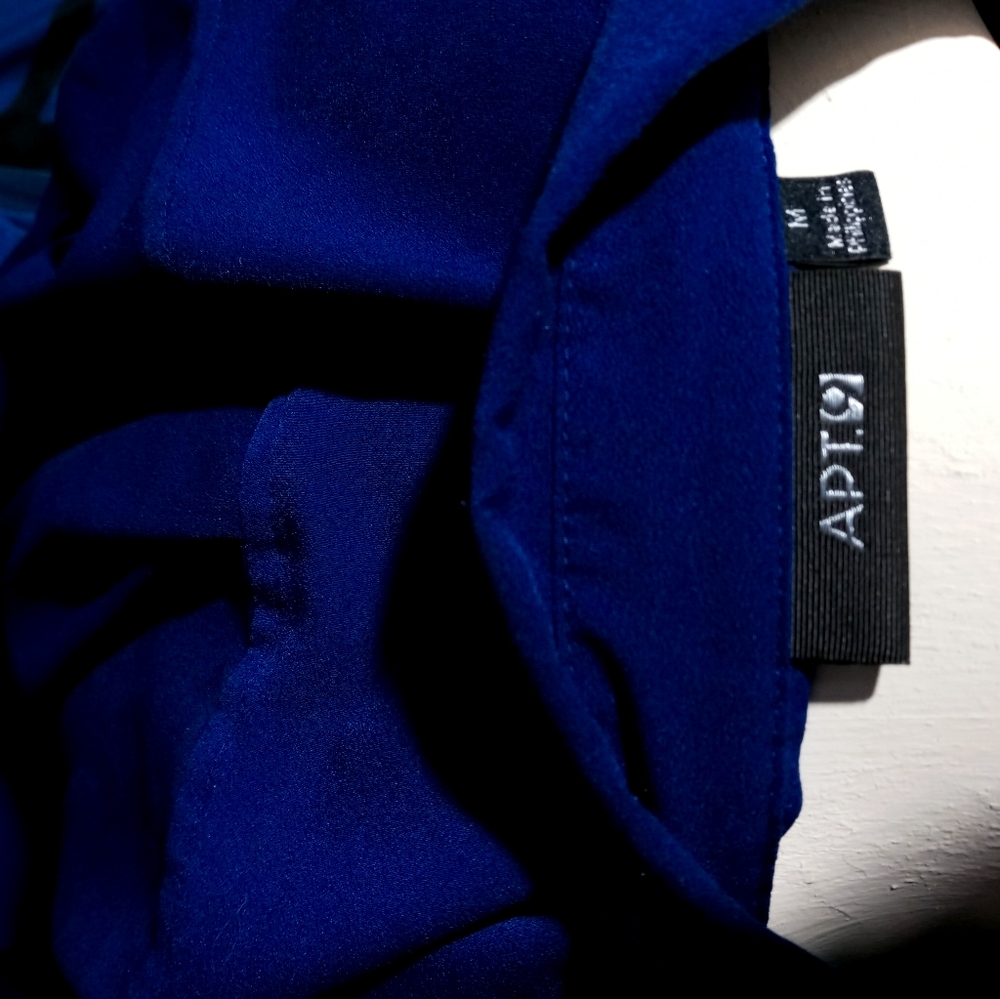 Button up - Picture 4 of 4